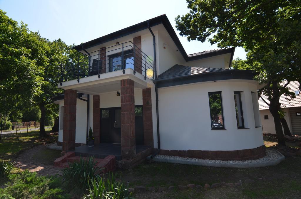 Csillag Villa Balatonalmádi المظهر الخارجي الصورة
